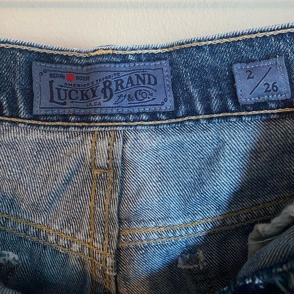 Lucky Brand Boyfriend Jean Shorts with Patches Size 26 - Picture 5 of 11